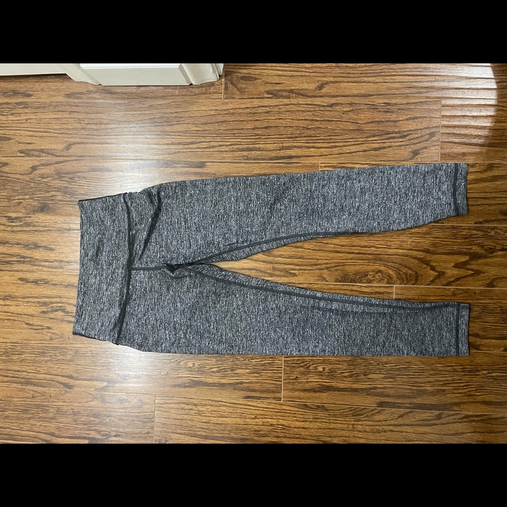 Lululemon 7/8 leggings size 6